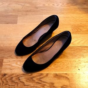 Aldo black suede wedge shoe